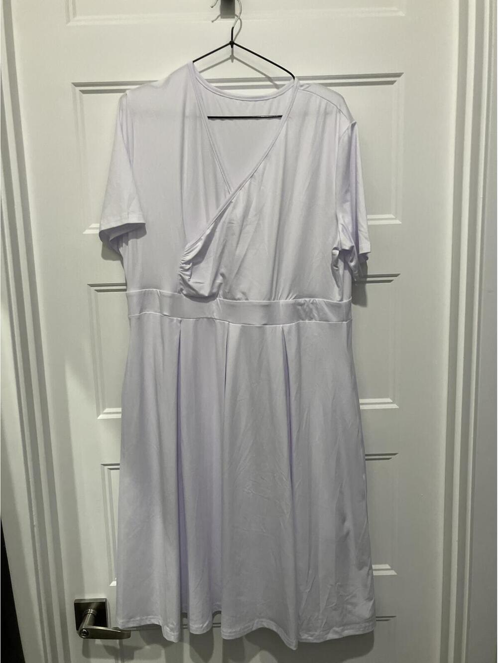 NIB Women's Lavender Short Sleeve Wrap Dress Size 2XL
